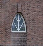 Een bijzonder raam, waarvan het glas in lood nog intact is gebleven.
<br/>
Richard Keijzer, 2014-05-15